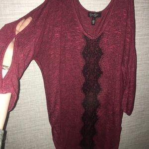 Jessica Simpson sweater large maroon